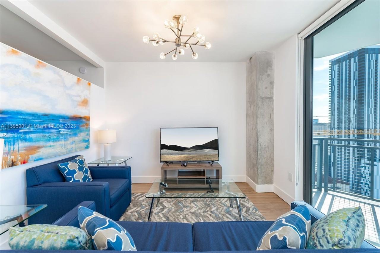 650 Ne 2nd Ave - Photo 4 of 10