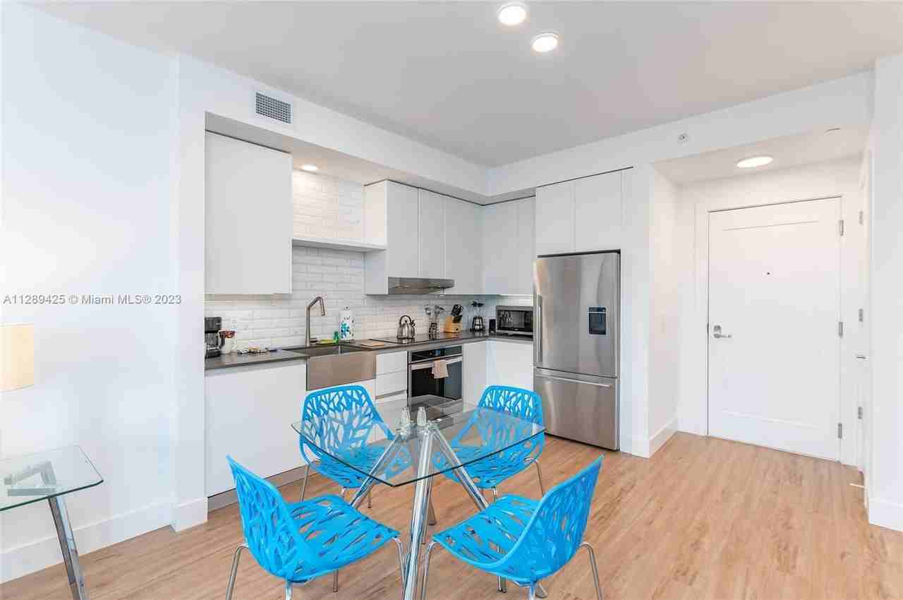 650 Ne 2nd Ave - Photo 2 of 12