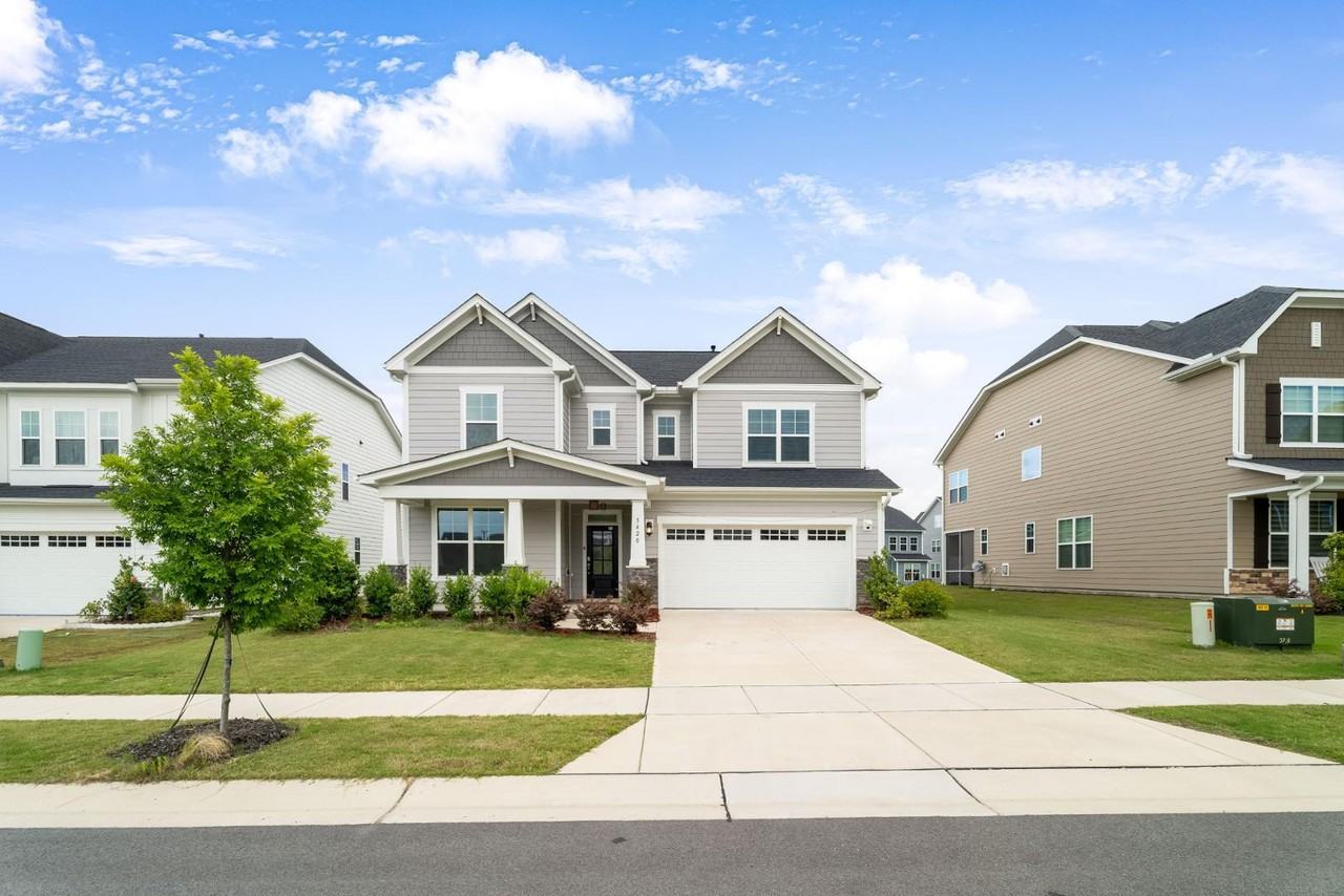 608 Cormiche Ln - Photo 3 of 50