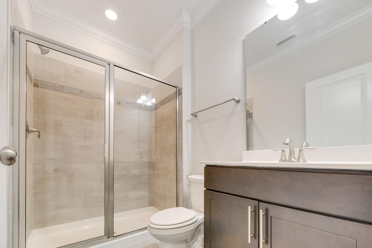 608 Cormiche Ln - Photo 6 of 50