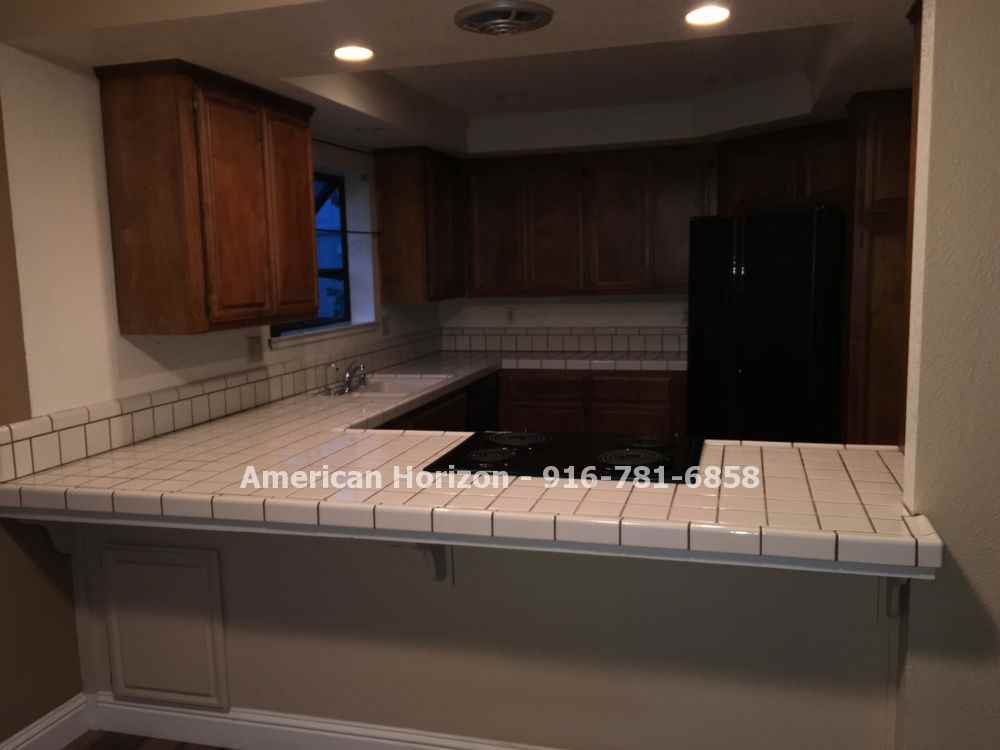 5884 Tudor Way - Photo 3 of 12