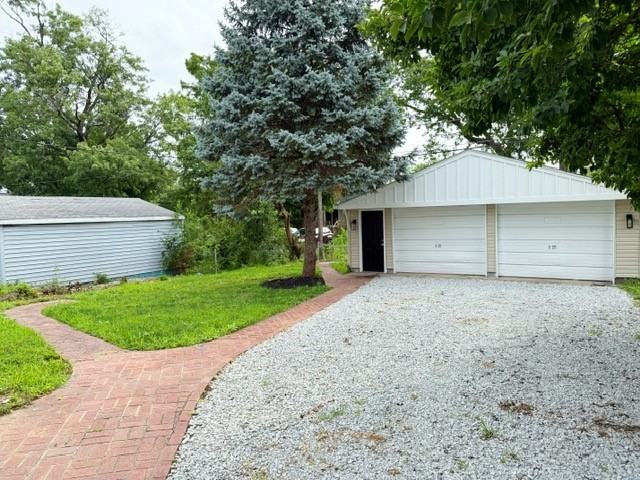 1335 Waldemere Ave - Photo 2 of 14