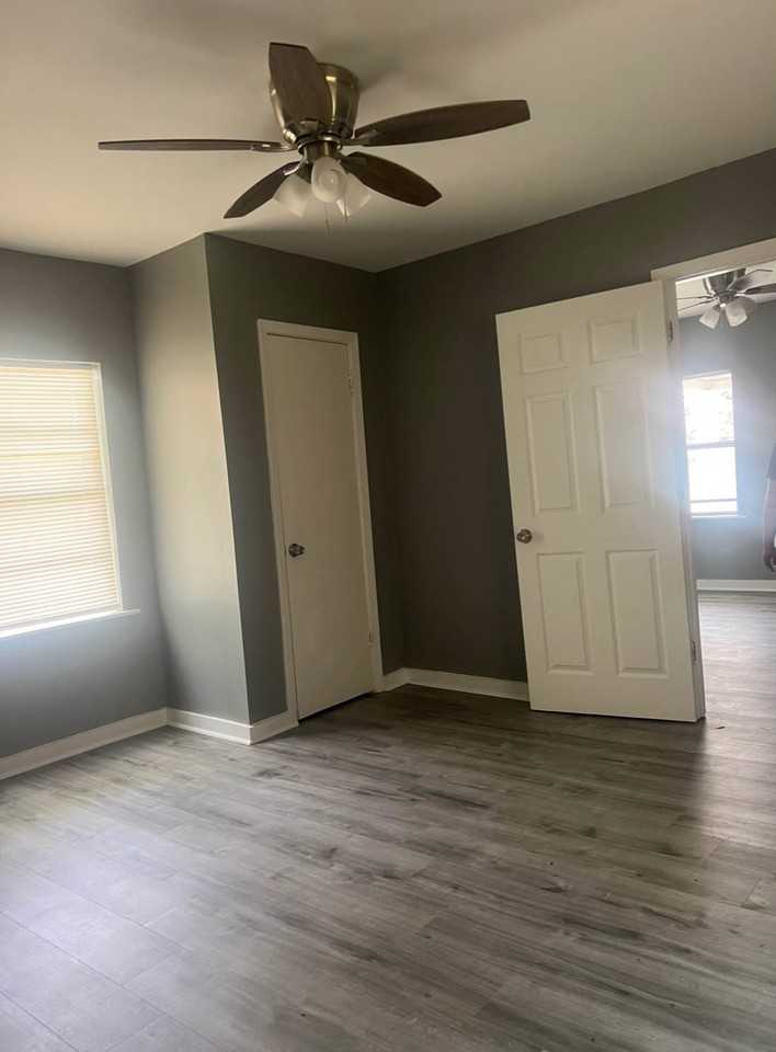 406 Mcswain St - Photo 2 of 8