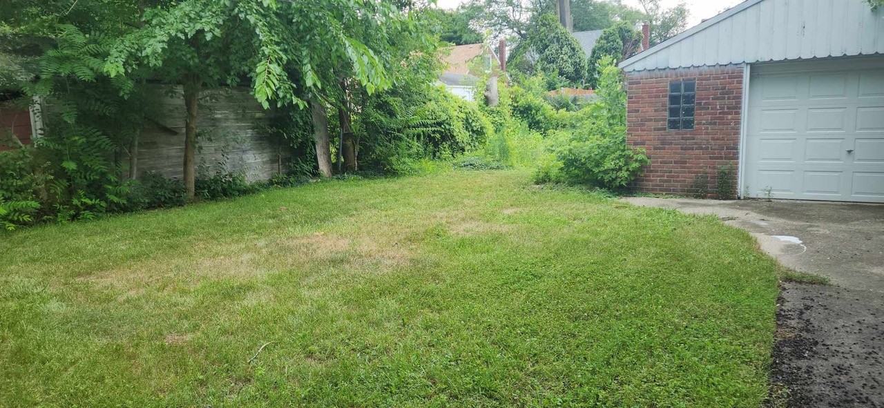 20284 Gilchrist St - Photo 2 of 14