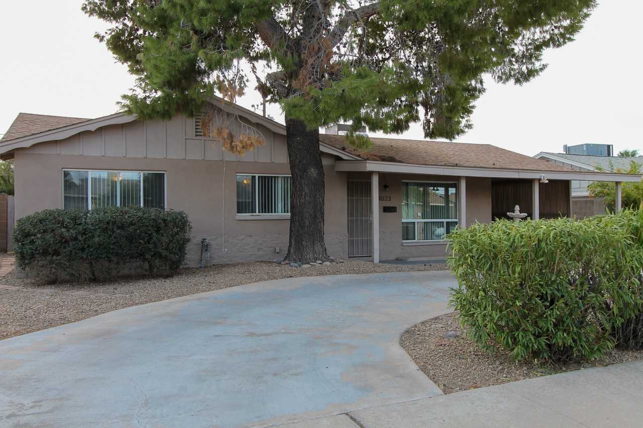 1023 E El Camino Dr - Photo 2 of 50