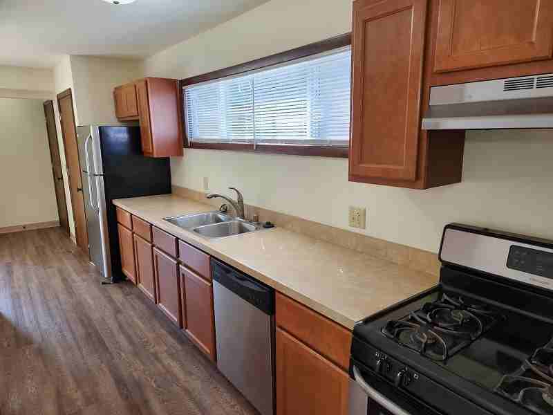 1218-1240 Talcott St - Photo 3 of 11