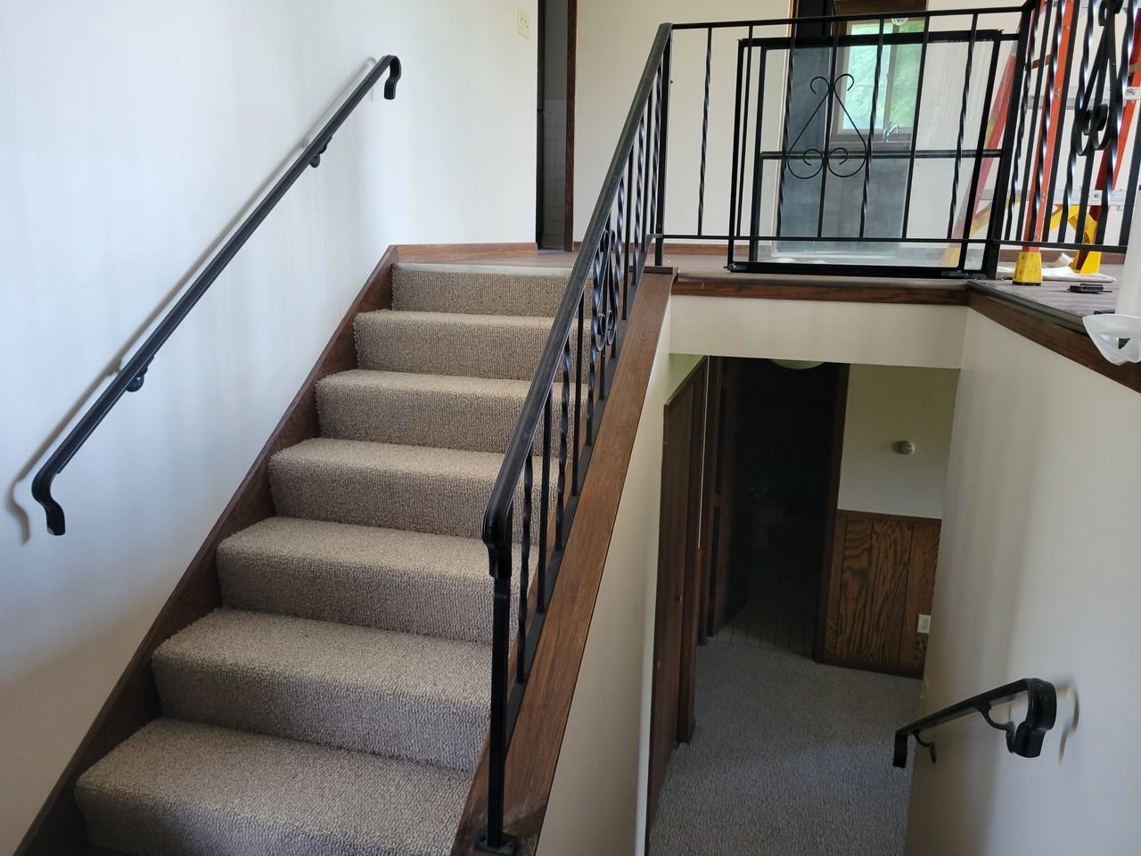 854 Washington St - Photo 3 of 34