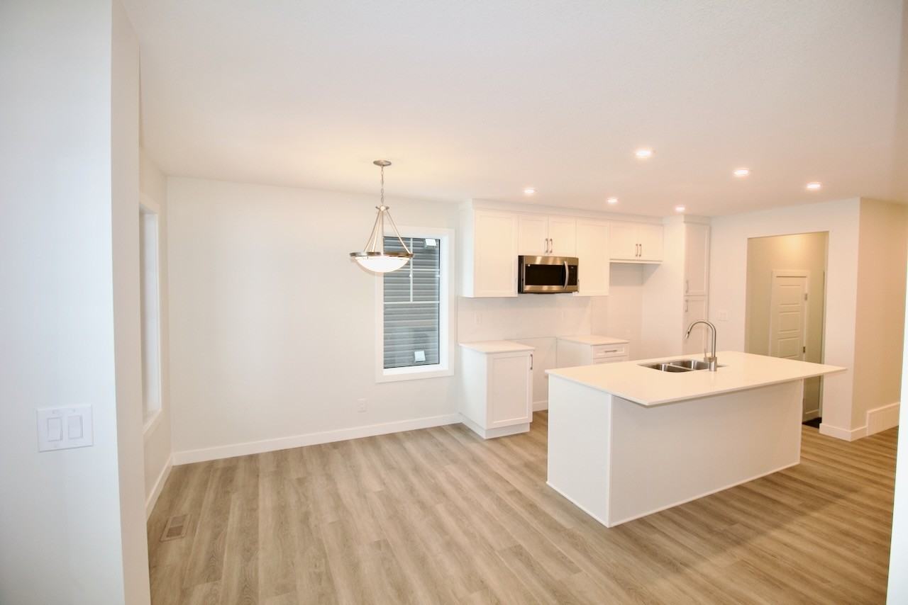 1045 Helen Lavender Lane - Photo 2 of 29