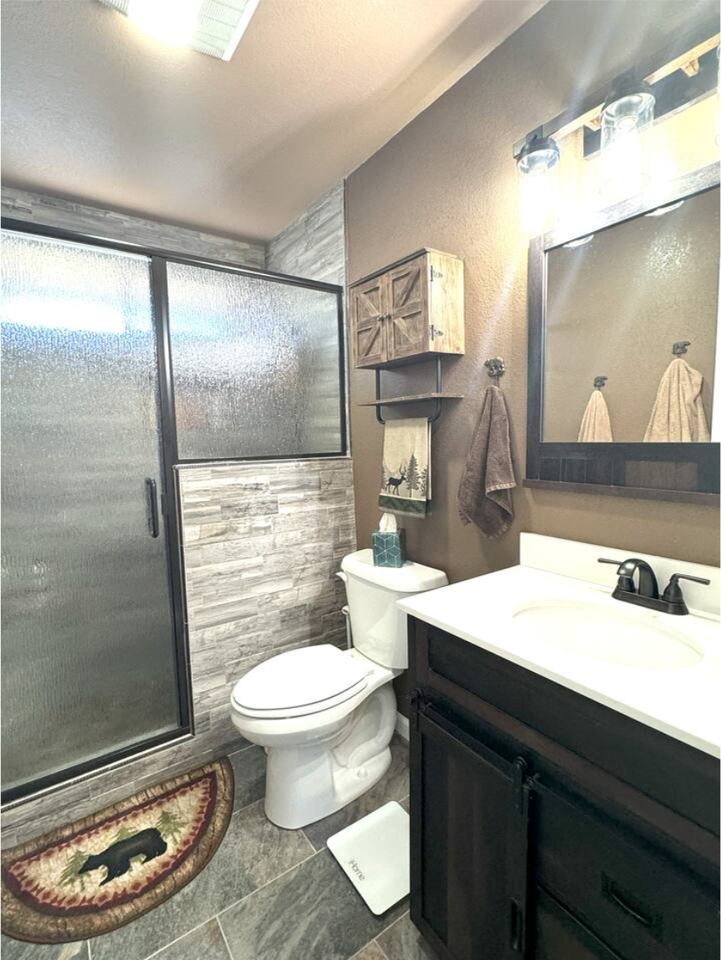 811 Caroline Ave #C - Photo 7 of 7