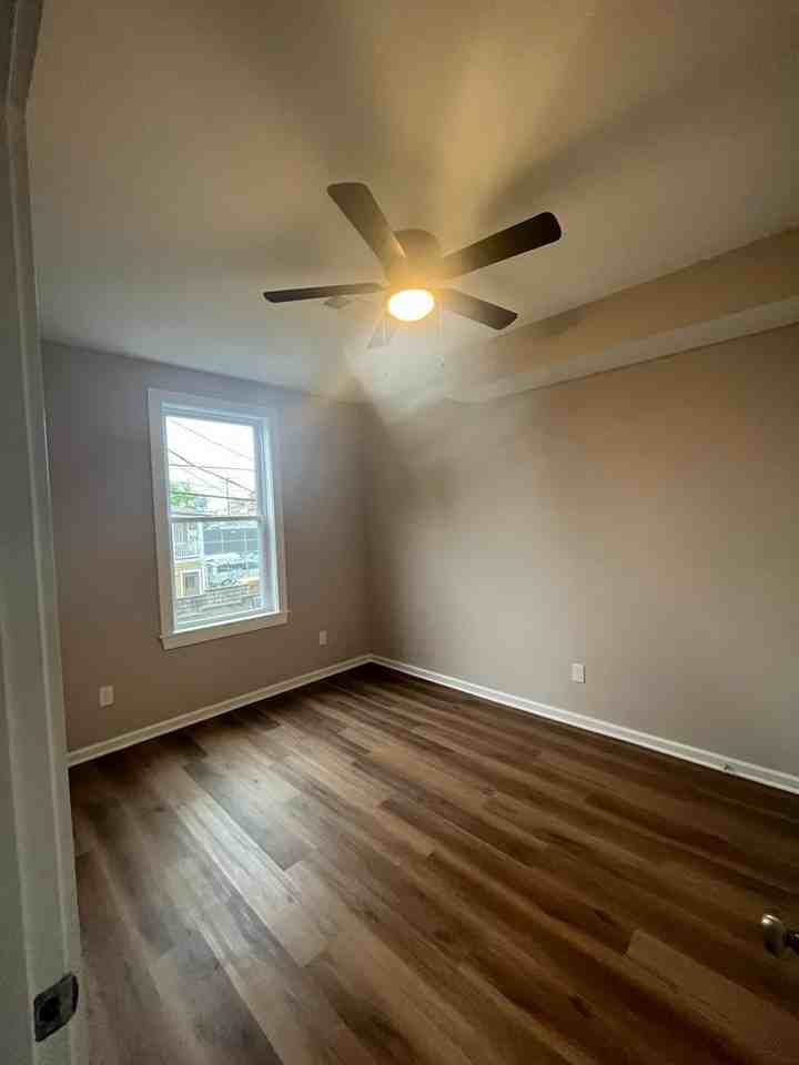 4015 Eastern Avenue - Photo 2 of 9