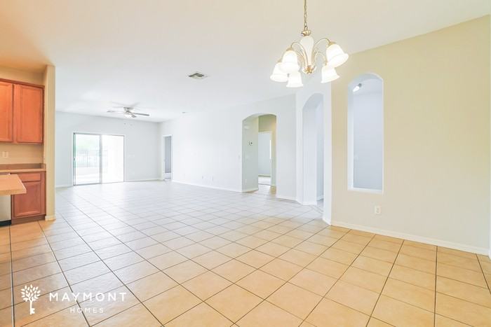 5033 W Harwell Rd - Photo 3 of 11