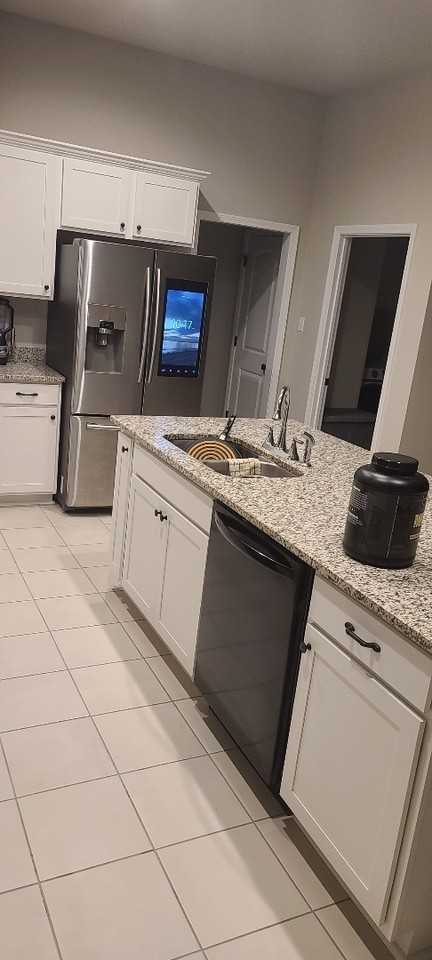 4904 Park Shore Dr - Photo 2 of 10