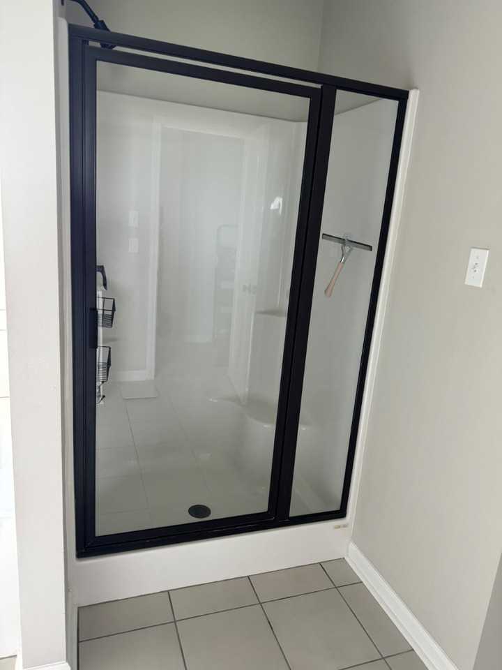 4904 Park Shore Dr - Photo 5 of 10