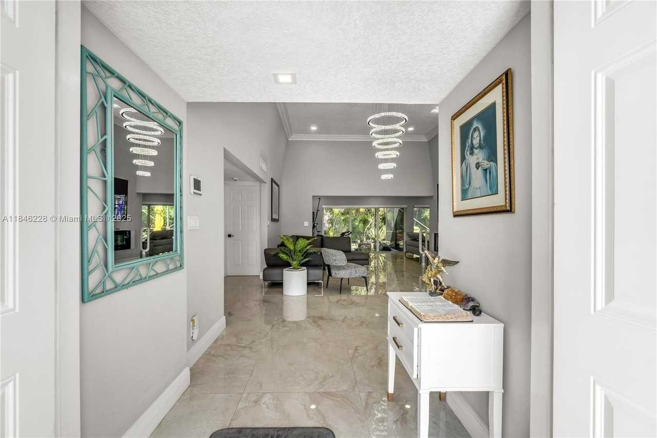 5601 White Cedar Lane - Photo 2 of 27