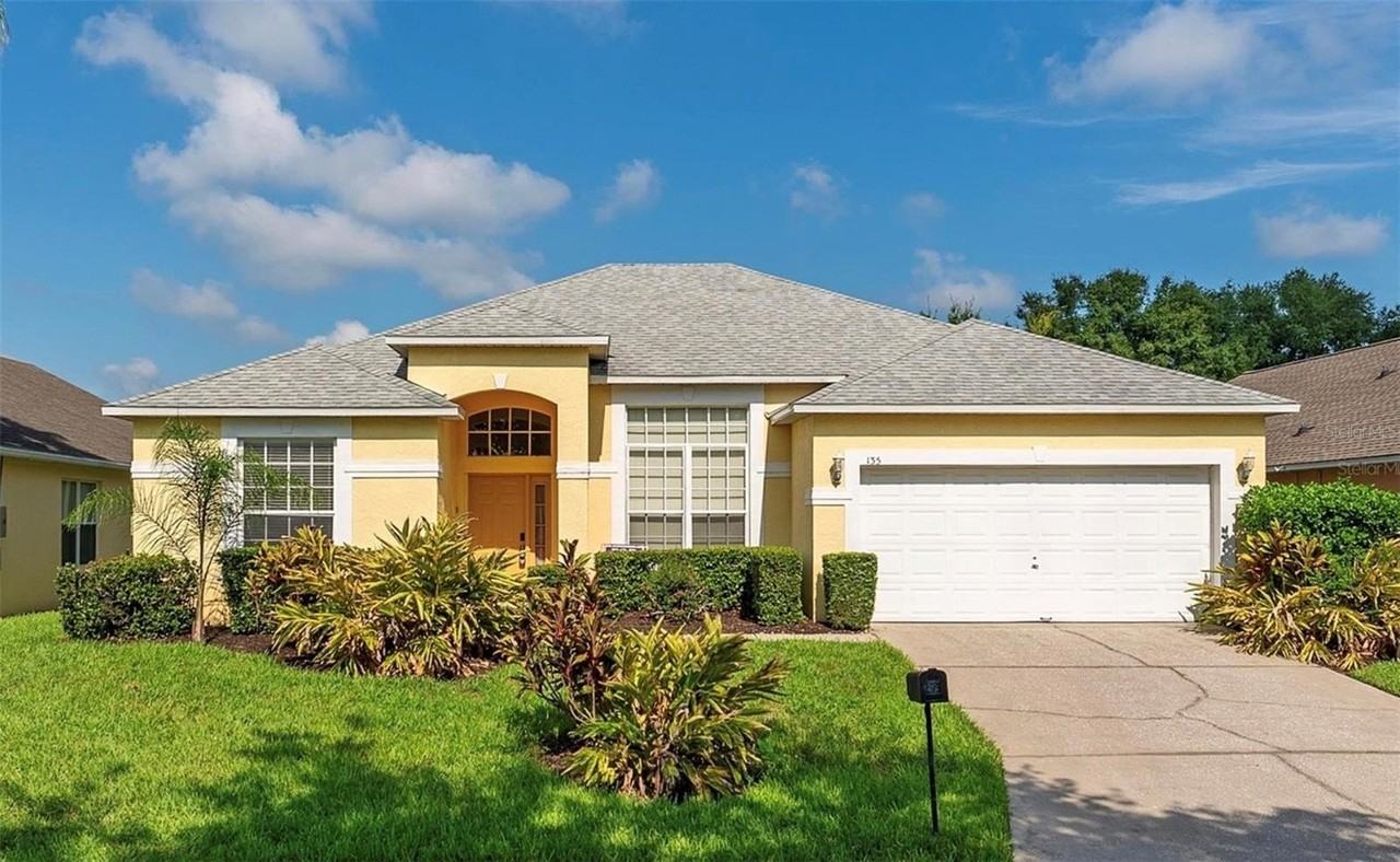 135 Langham Dr - Photo 2 of 47