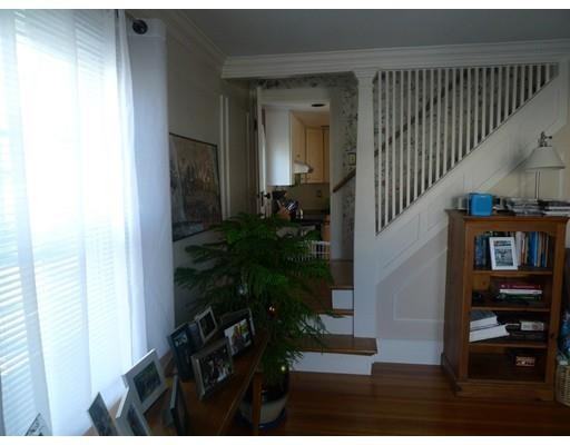 101 Ellington St - Photo 3 of 22