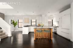 104 W 70th St #PH - Photo 4 of 4