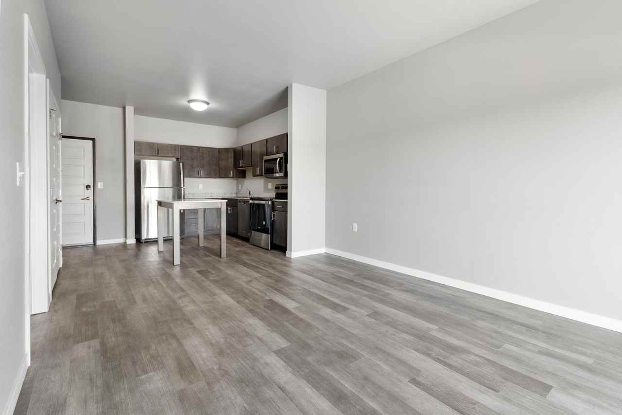 Wilmot Estates Apartments - Photo 4 of 17