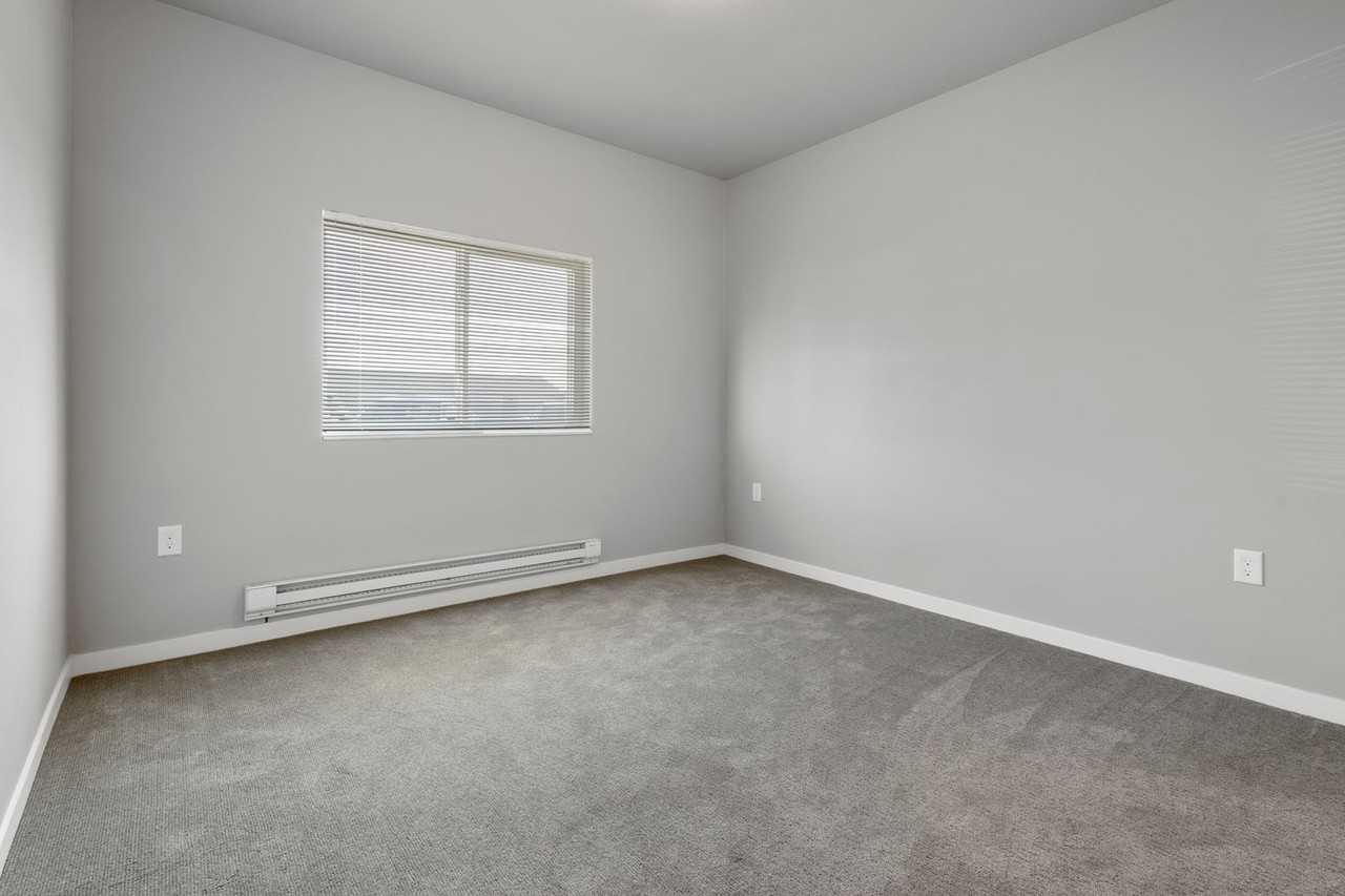 Wilmot Estates Apartments - Photo 7 of 17