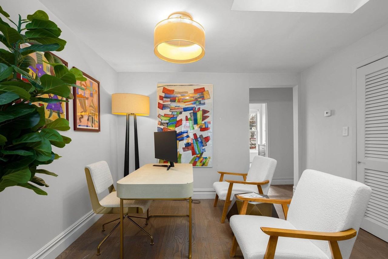 179 Sullivan St #1255362P - Photo 5 of 21