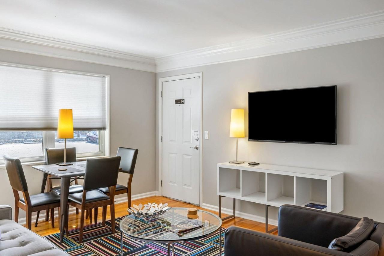 23 Standish Ave Nw #1226670P - Photo 2 of 22