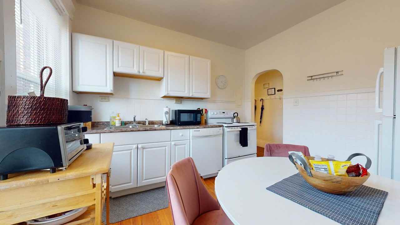 636 Washington St #1238026P - Photo 7 of 10