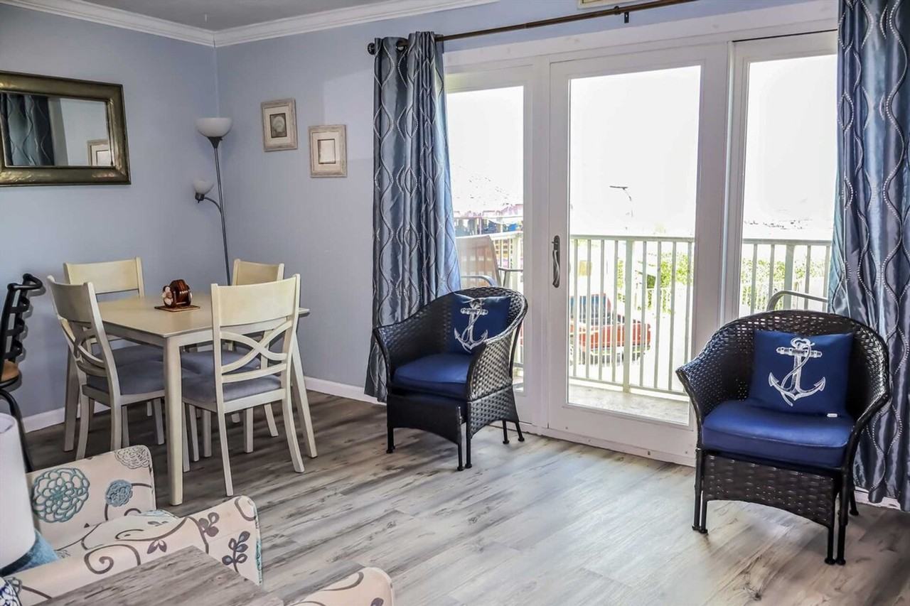 5008 Gulf Blvd #1255580P - Photo 2 of 16