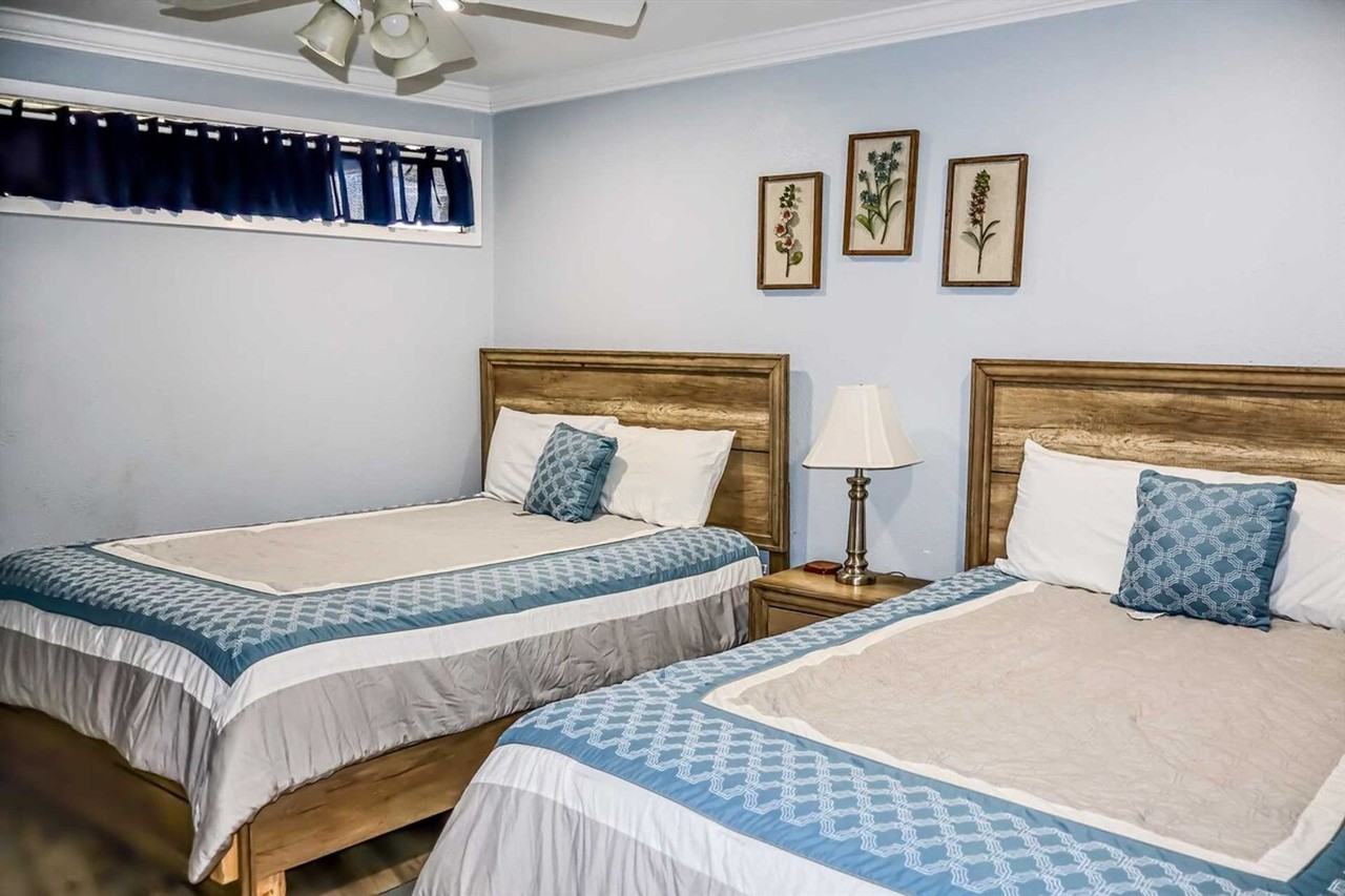 5008 Gulf Blvd #1255580P - Photo 2 of 16