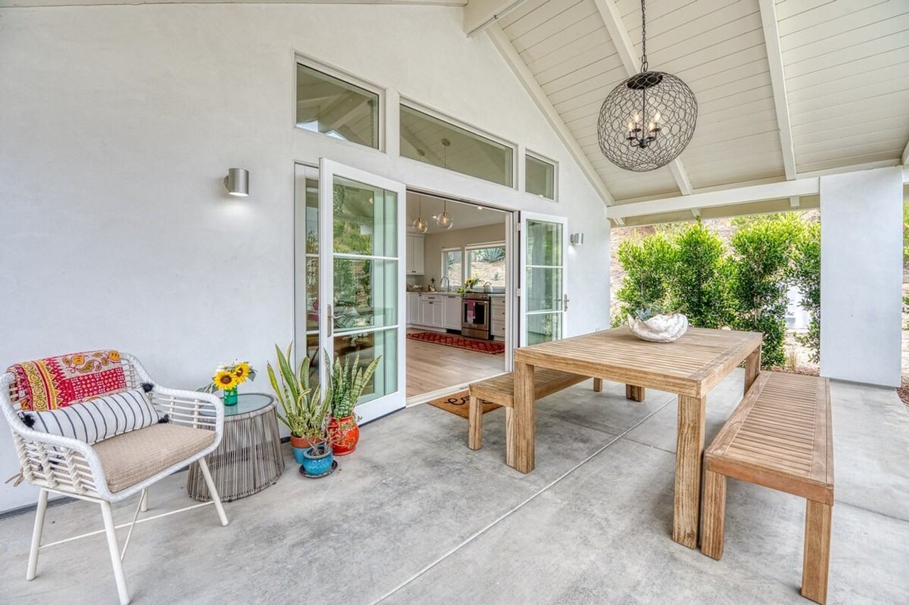 727 Sonrisa St #1255605P - Photo 7 of 33