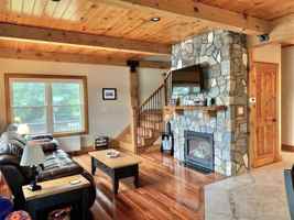 featured image of 37 Elm St