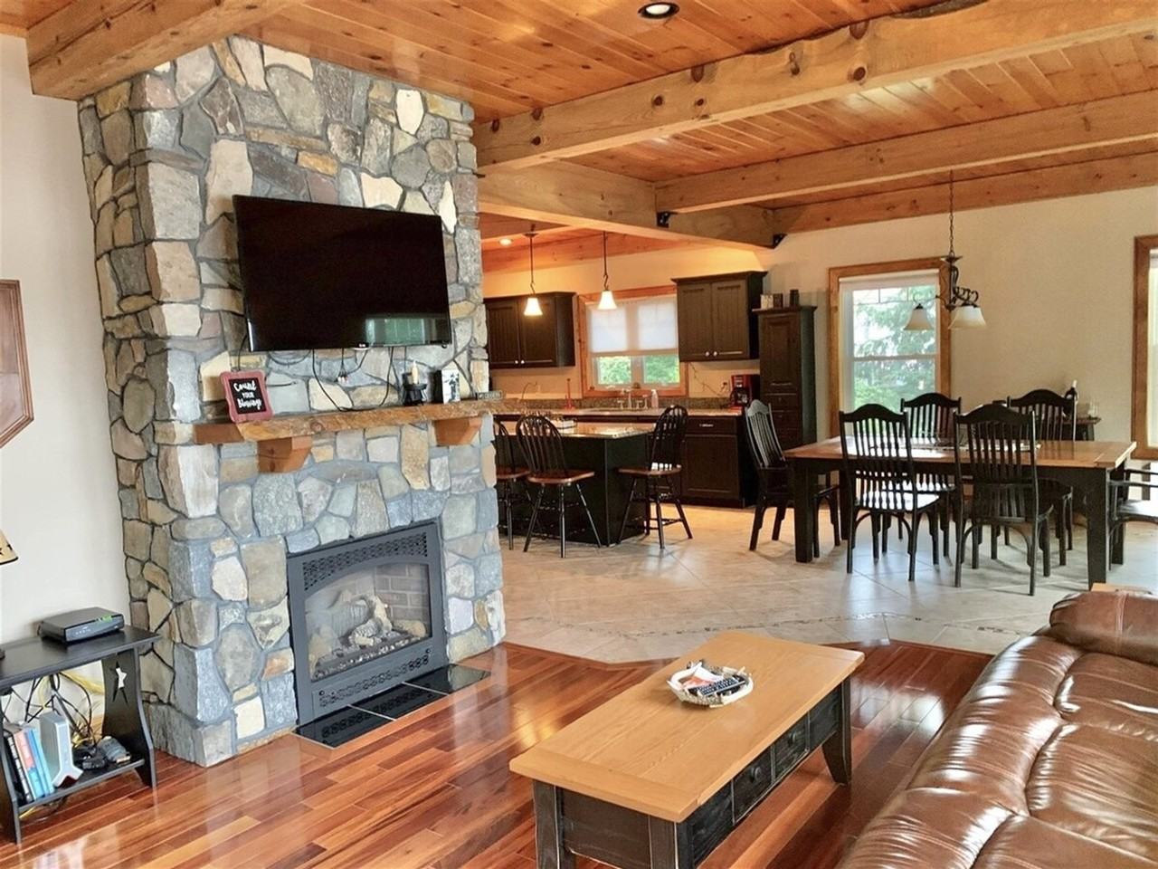 26 Hawthorne Rd #1255702P - Photo 3 of 22