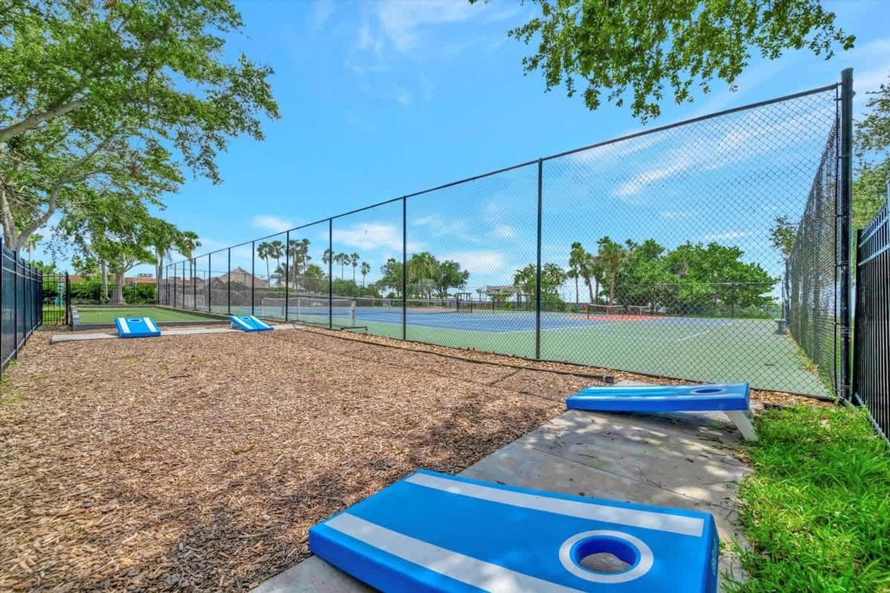 611 Destiny Drive - Photo 3 of 50