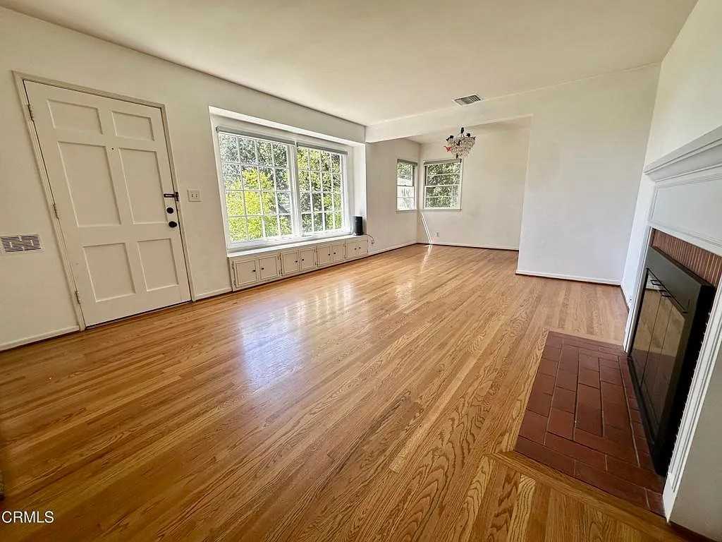 1091 Mount Lowe Drive - Photo 2 of 5