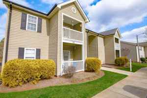 featured image of 2230 N Fayetteville St Apt 33