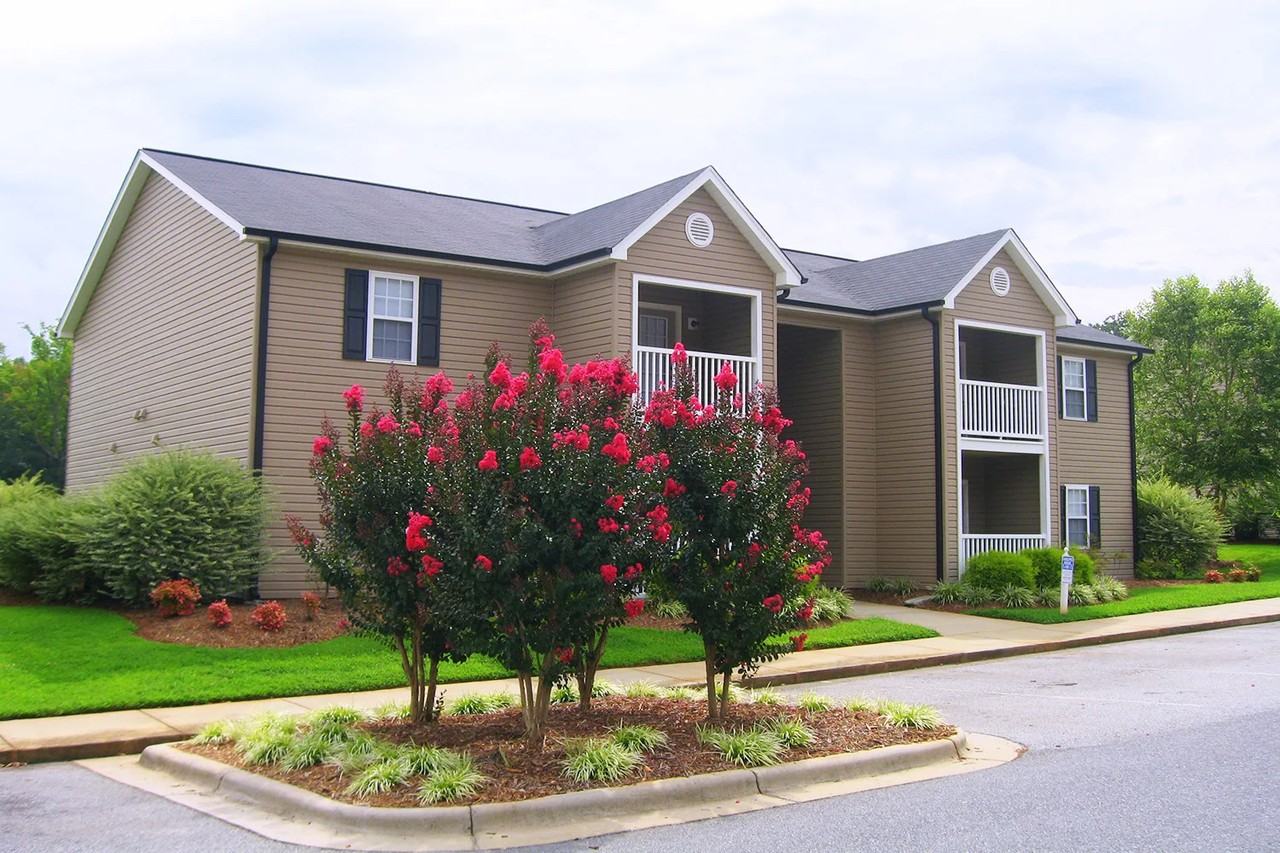 Matthew Grande - Photo 6 of 8