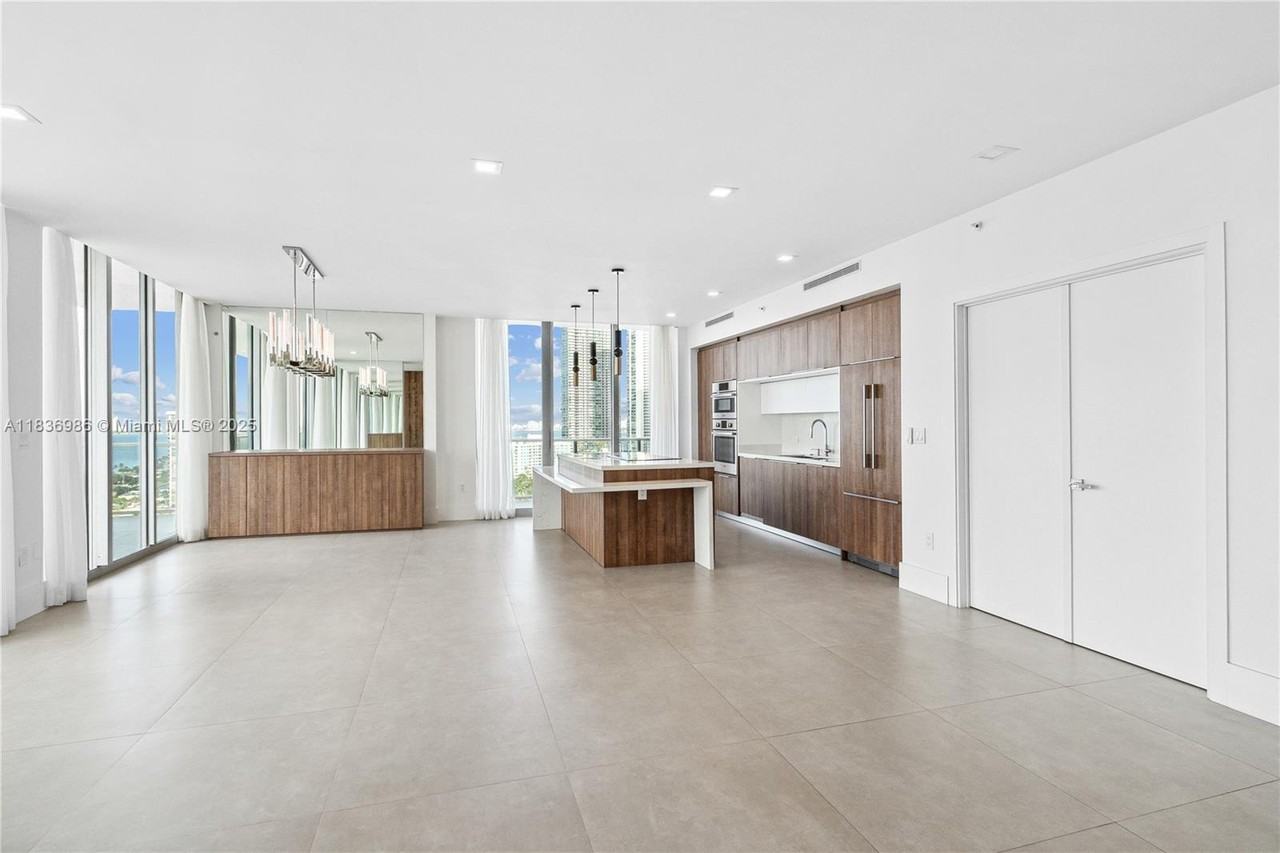 E Coast Ave & NE 34th St - Photo 3 of 13