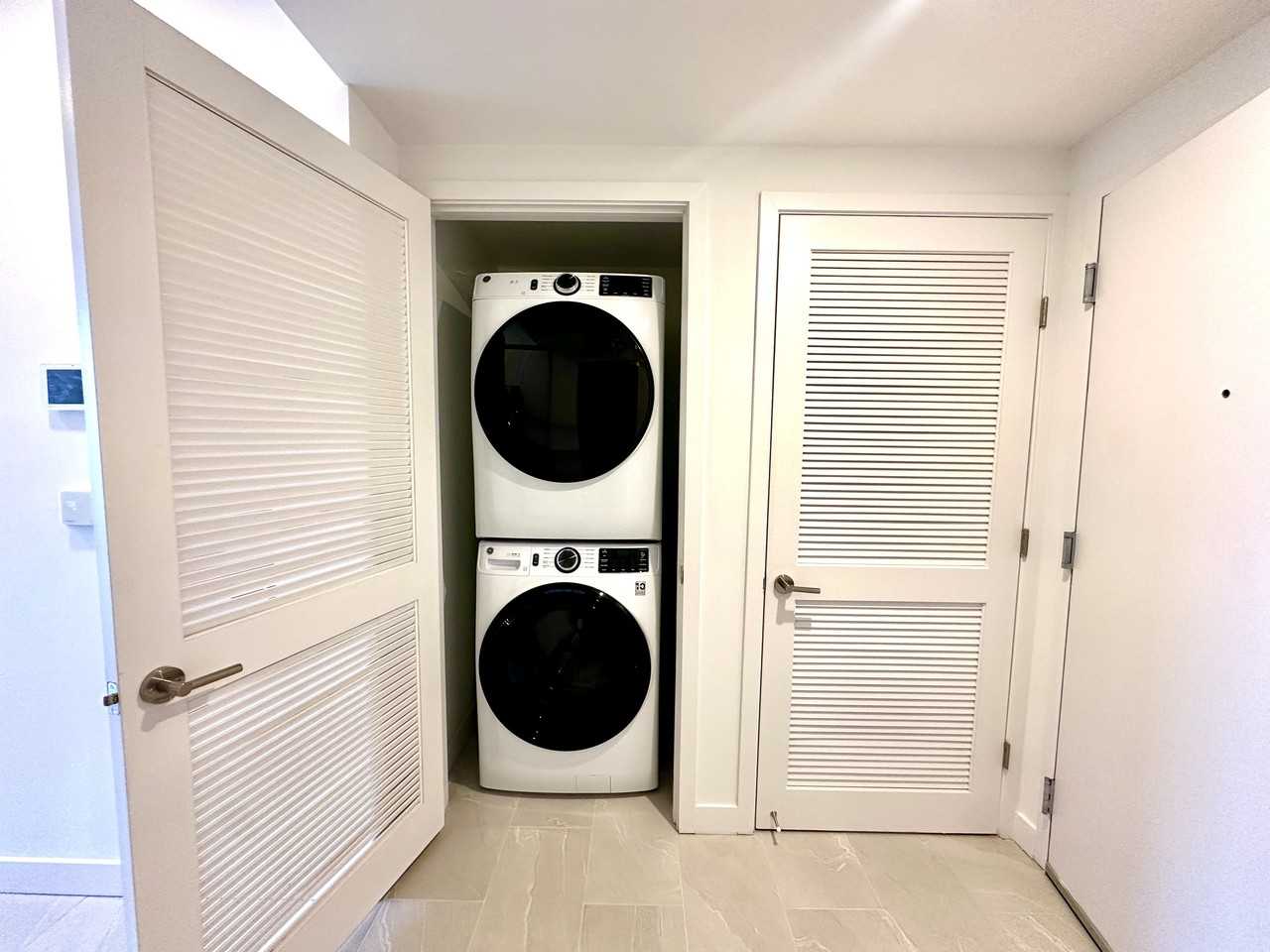 1756 Northwest 1st Place - Photo 4 of 14