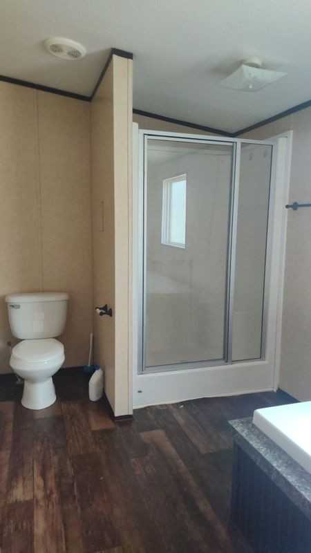 8996 Fm 775 ##B - Photo 2 of 5