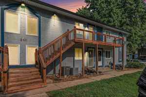 featured image of 111 N Chestnut St