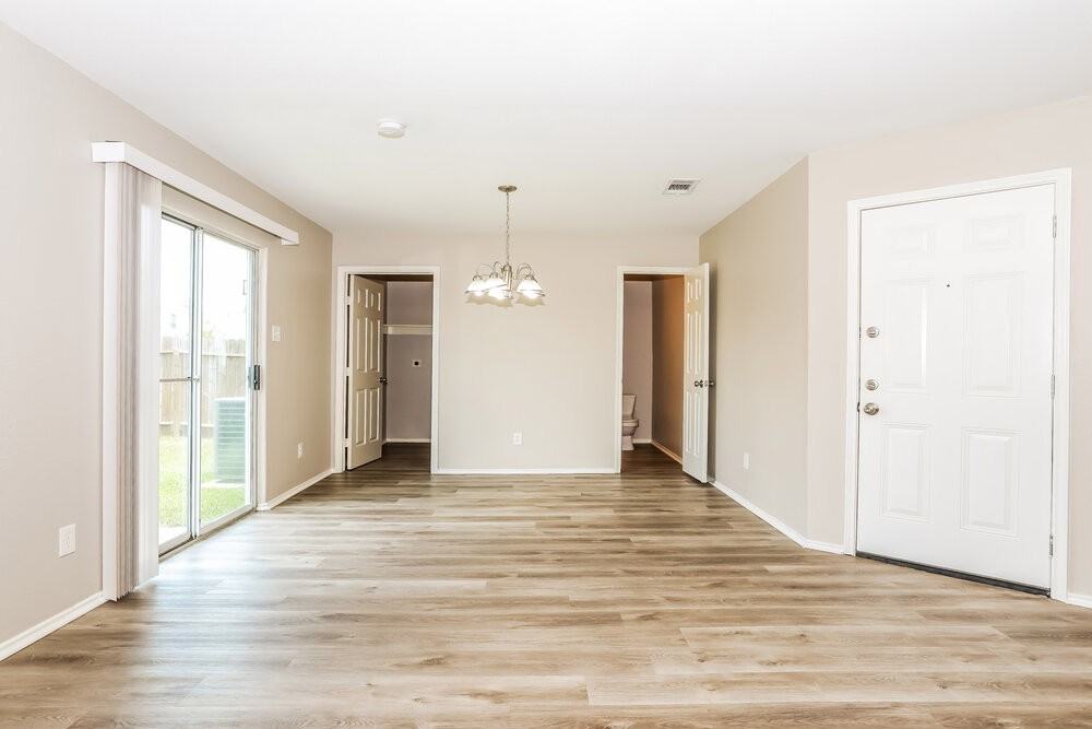16770 N Thrasher Dr - Photo 6 of 17