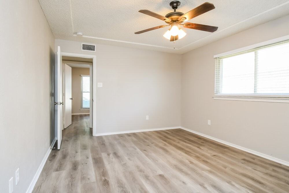 2408 Havenwood Dr - Photo 7 of 15