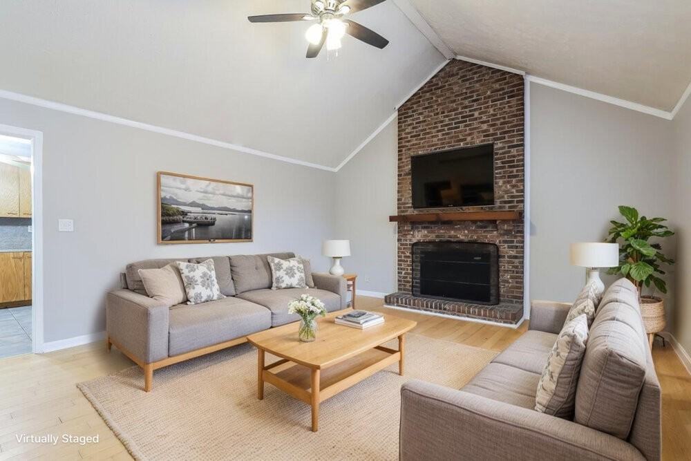 6540 Akins Way - Photo 3 of 19