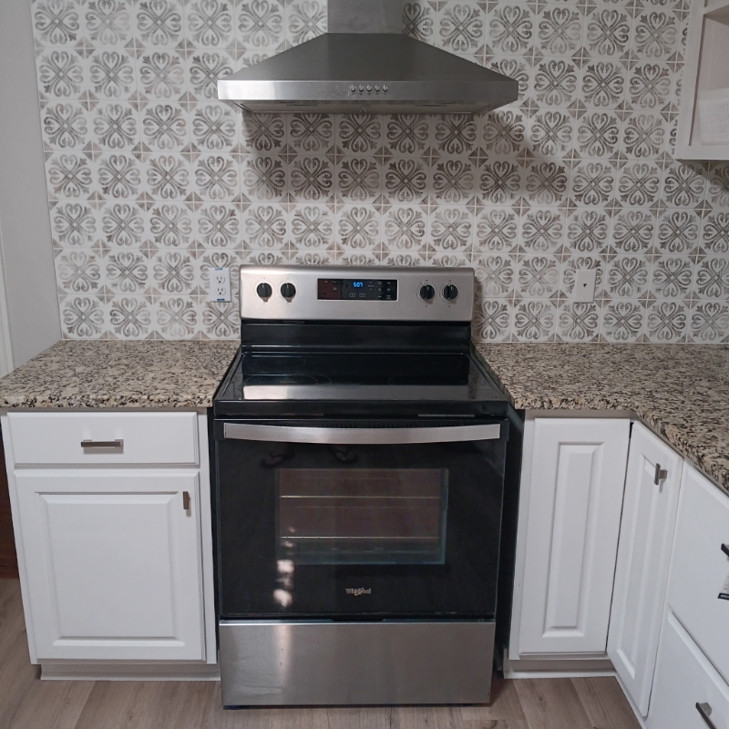 2717 Rogers St - Photo 2 of 5