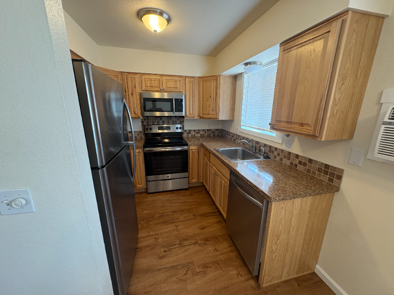 1416 S Dotsero Dr #1416 - Photo 3 of 20