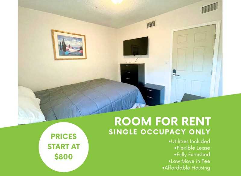 702 Malcom Rd - Photo 3 of 5