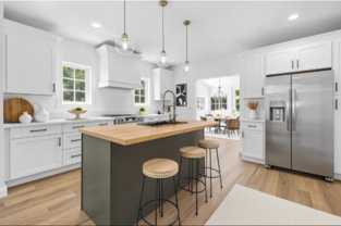 322 E 15th St - Photo 1 of 1