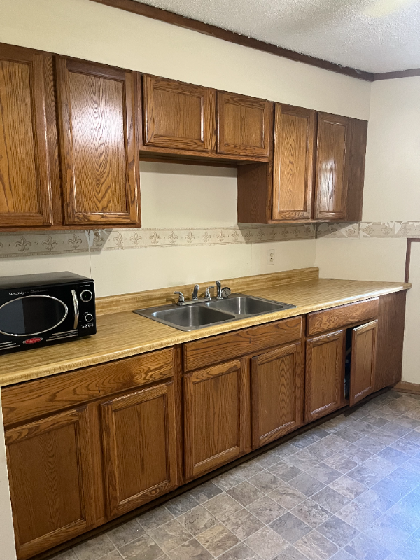 256 W Genesee St #1 - Photo 2 of 10