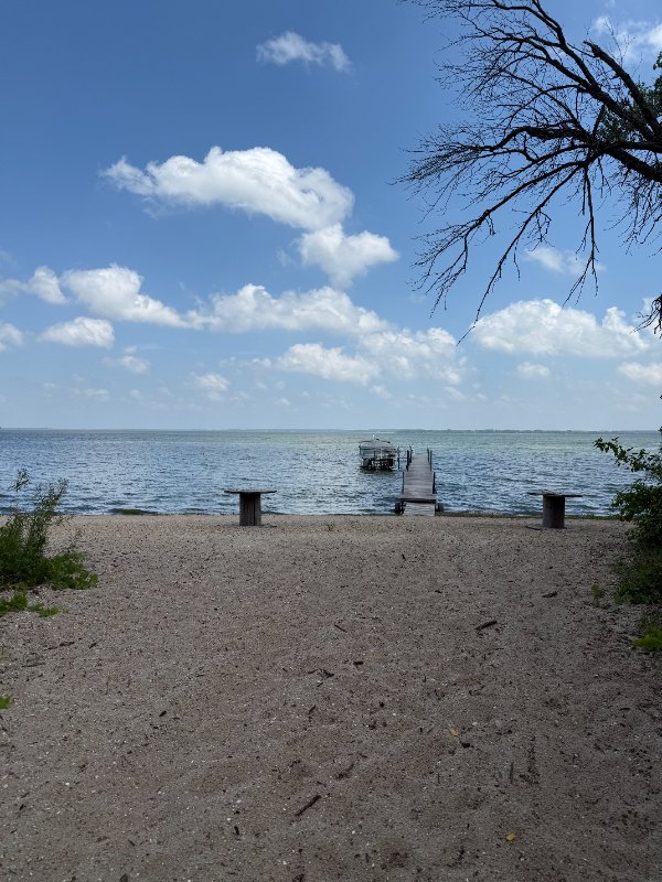 116 Sioux Dr - Photo 2 of 17