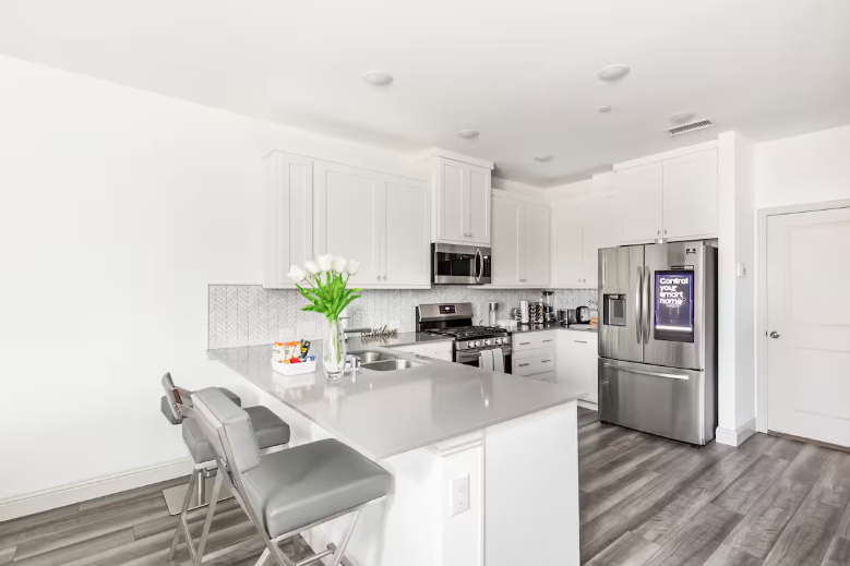 6045 Roper Road - Photo 6 of 21