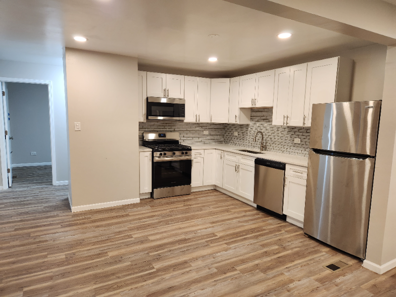 2940 224th St - Photo 2 of 7